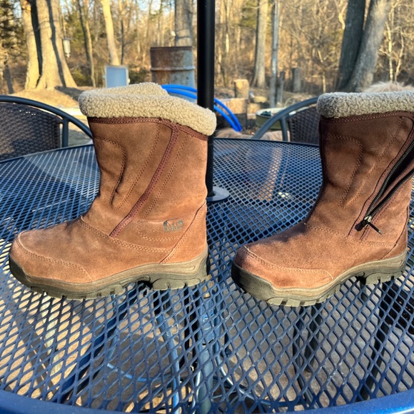 Sorel Waterproof Boots - Picture 7 of 8